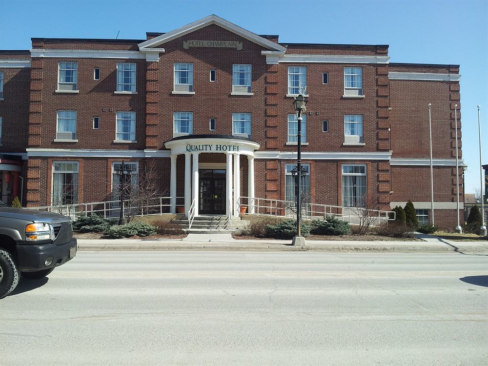 The Champlain Waterfront Hotel Ascend Hotel Collection Orillia Exteriör bild